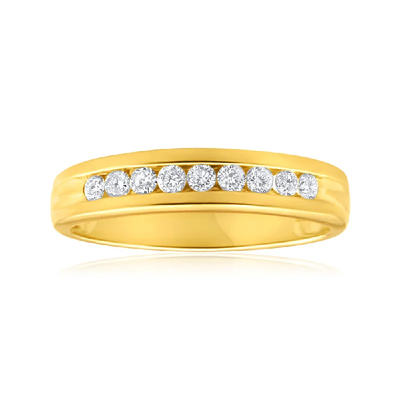 High-Quality Gemstone Jewelry For Special Occasions 9ct Yellow Gold Diamond Ring Set with 9 Brilliant Diamonds High-Quality Gemstone Jewelry For Special Occasions 9ct Yellow Gold Diamond Ring Set with 9 Brilliant Diamonds