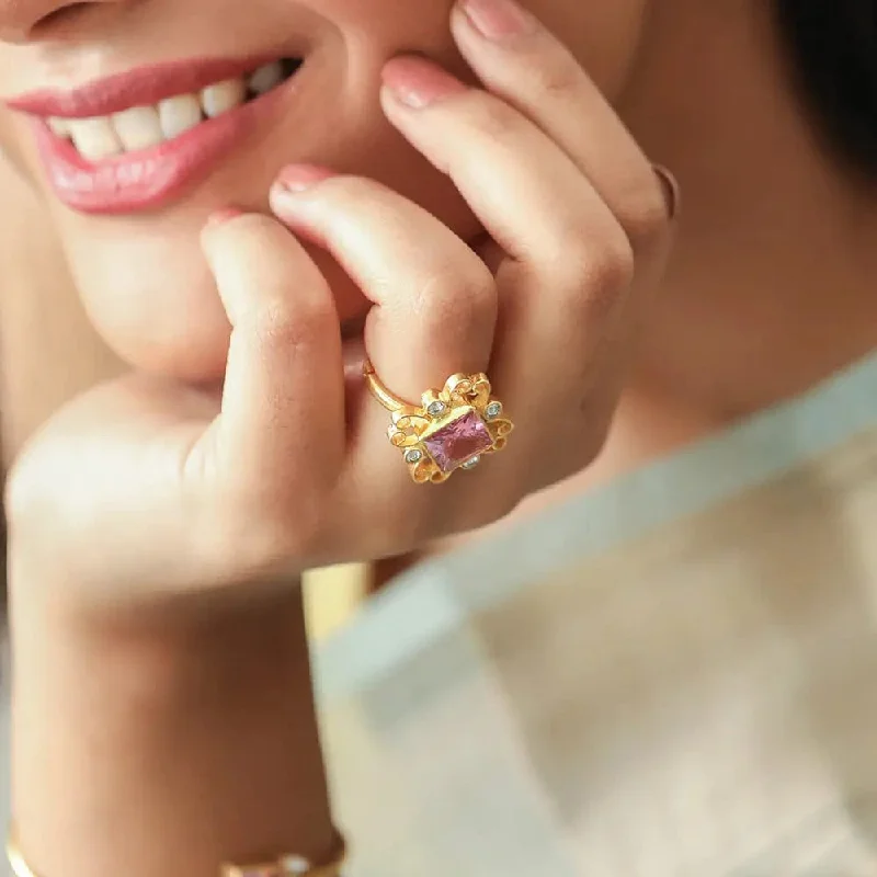 Get Ready To Sparkle – Special Jewelry Discounts Silver 92.5 Gulabo square Ring