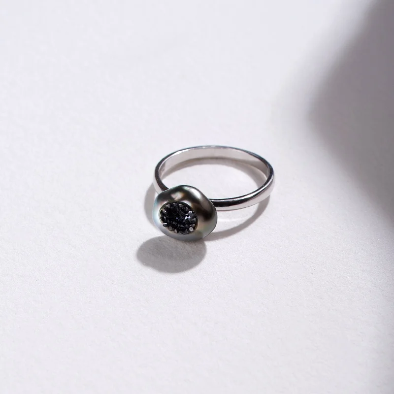 Jewelry Deals That Outshine The Rest Tahitian Keshi Finestrino Pearl Ring with Black Diamond Jewelry Deals That Outshine The Rest Tahitian Keshi Finestrino Pearl Ring with Black Diamond