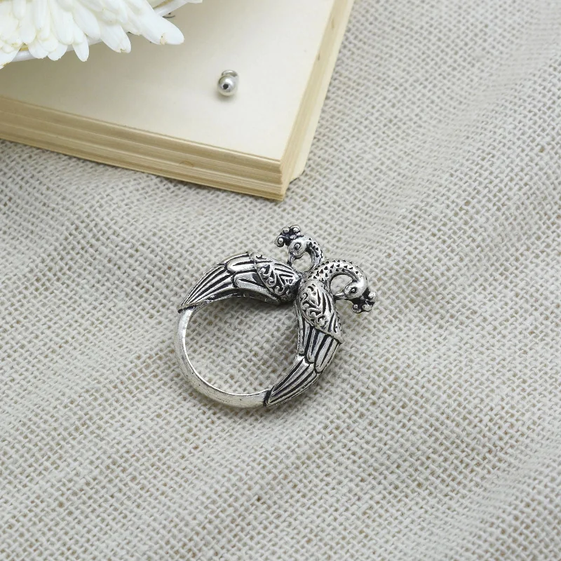 Sparkle On A Budget – Fine Jewelry For Less Viti Peacock Silver Oxidized Ring