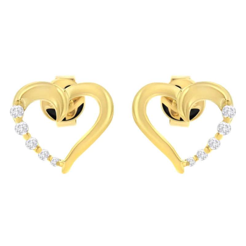 14K Yellow Gold 1/8 Cttw Diamond Journey Heart Hoop Earrings