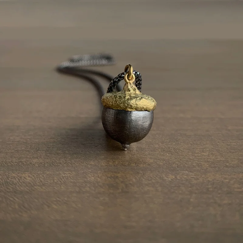 Huge Markdowns On Premium Jewelry Styles Acorn Pendant