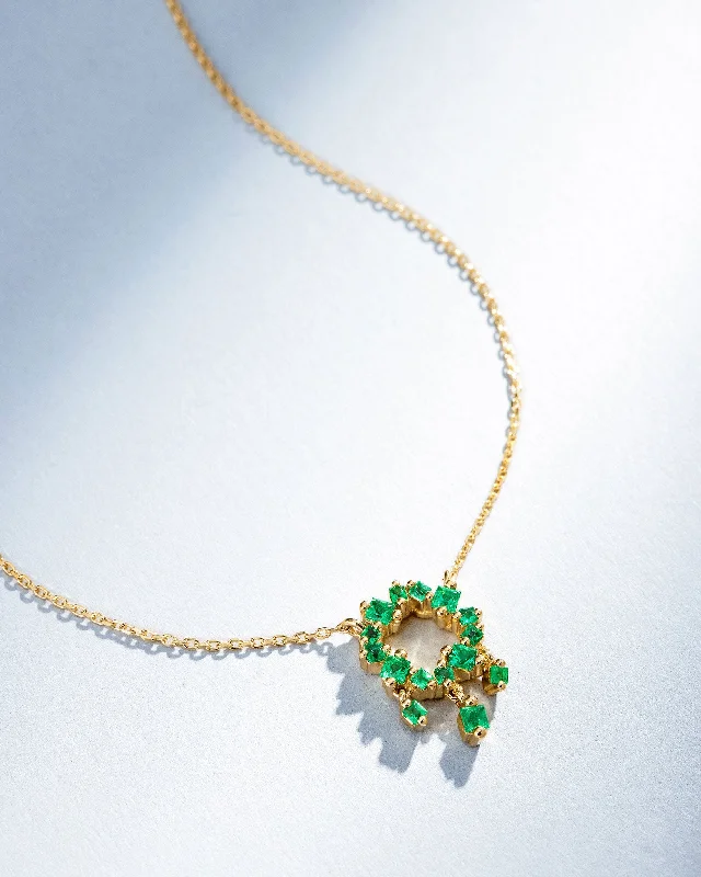 Big Discounts On Elegant Jewelry Collections Golden Mini Circle Emerald Cascade Pendant Big Discounts On Elegant Jewelry Collections Golden Mini Circle Emerald Cascade Pendant