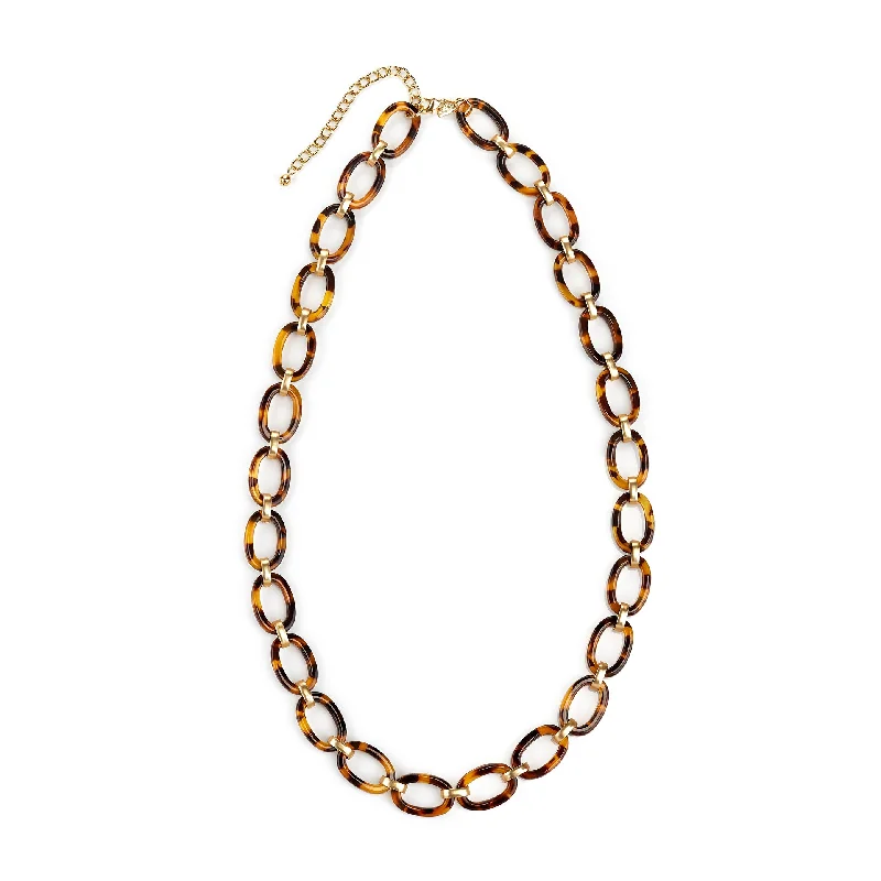 Premium Diamond Jewelry For Unforgettable Moments Golden Tortoise Oval Link Necklace Premium Diamond Jewelry For Unforgettable Moments Golden Tortoise Oval Link Necklace
