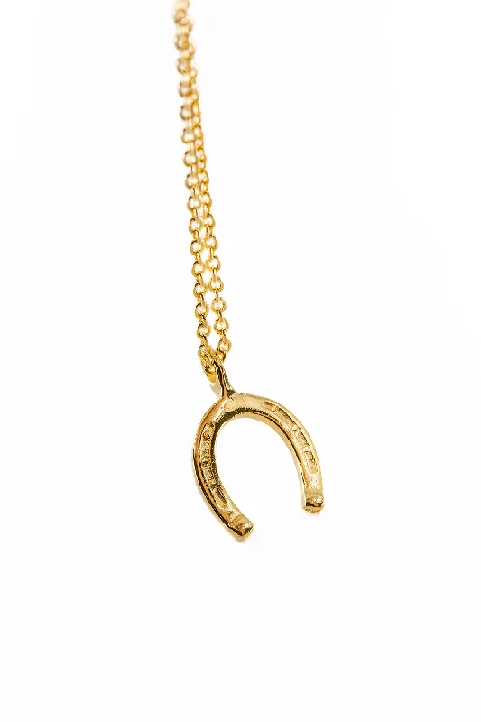 Save On Luxury Jewelry Pieces – Limited-Time Offers Good Luck Pendant | Gold