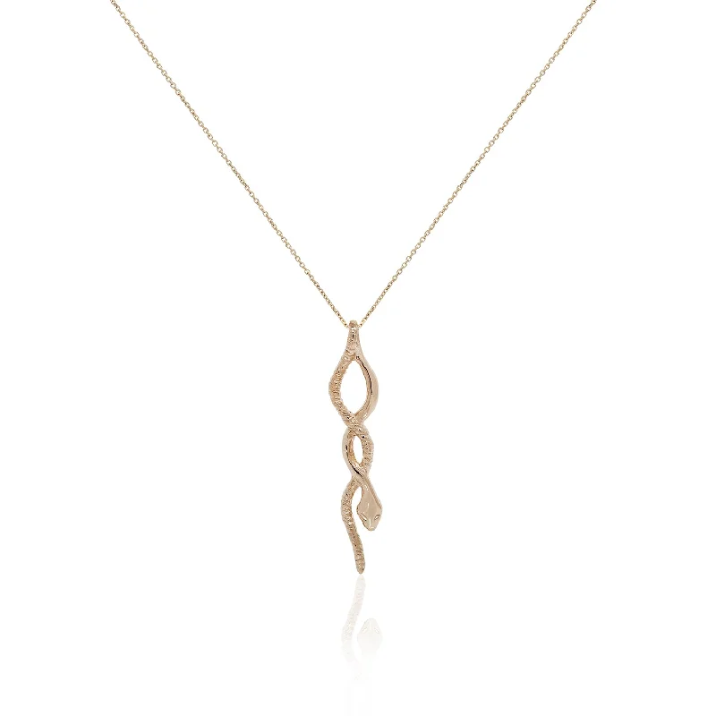 Elevate Your Outfit With Discounted Statement Jewelry Mini Serpent Necklace Gold