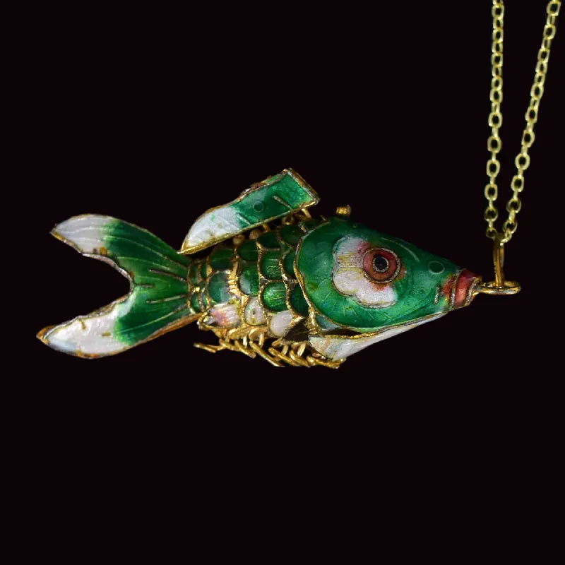 Stunning Jewelry At Even More Stunning Prices Vintage Articulated Green Enamel Koi Fish Pendant Necklace Stunning Jewelry At Even More Stunning Prices Vintage Articulated Green Enamel Koi Fish Pendant Necklace
