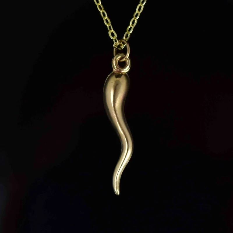 Don't Miss Our Biggest Jewelry Sale Of The Season Vintage Solid 14K Gold Cornicello Italian Horn Pendant Necklace Don't Miss Our Biggest Jewelry Sale Of The Season Vintage Solid 14K Gold Cornicello Italian Horn Pendant Necklace