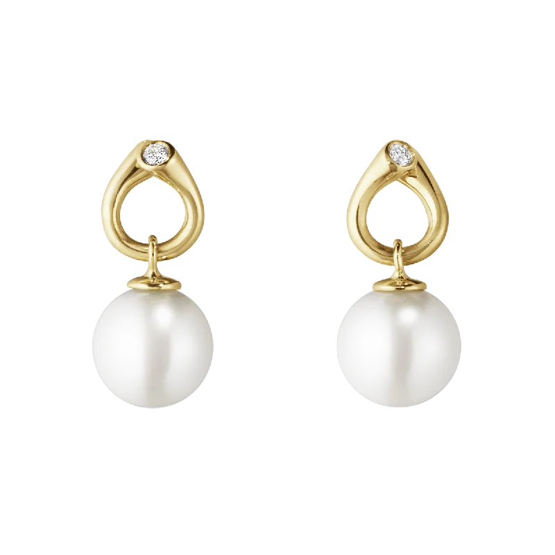 Classic And Modern Jewelry Styles On Sale Magic Pearl & Diamond Earrings