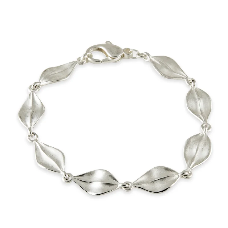 Elegant Necklaces And Bracelets At Limited-Time Offers Leaf Bracelet