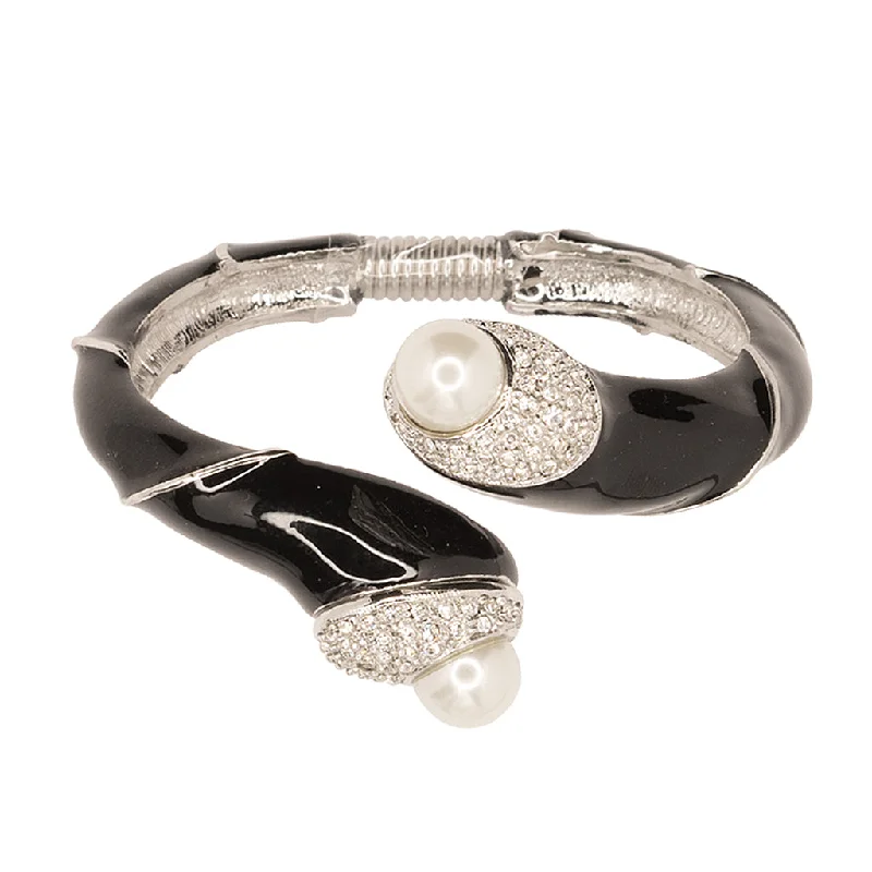 Flash Sale On Stunning Jewelry – Don't Miss Out Black And Pearl Bracelet