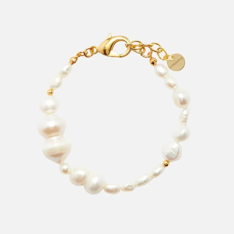 Save On Luxury Jewelry Pieces – Limited-Time Offers Celestial Bracelet