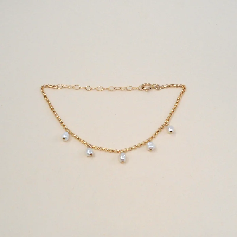 Bestselling Jewelry At Special Promotional Rates Five Pearl Bracelet