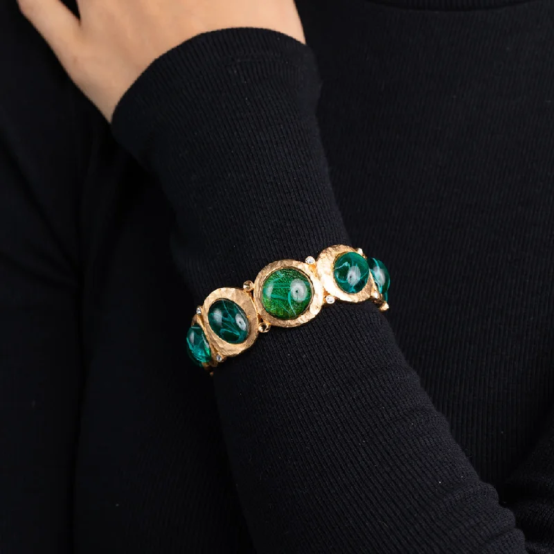 Trending Jewelry Now At Unbeatable Prices Flawed Emerald Cabochon Hinged Bangle