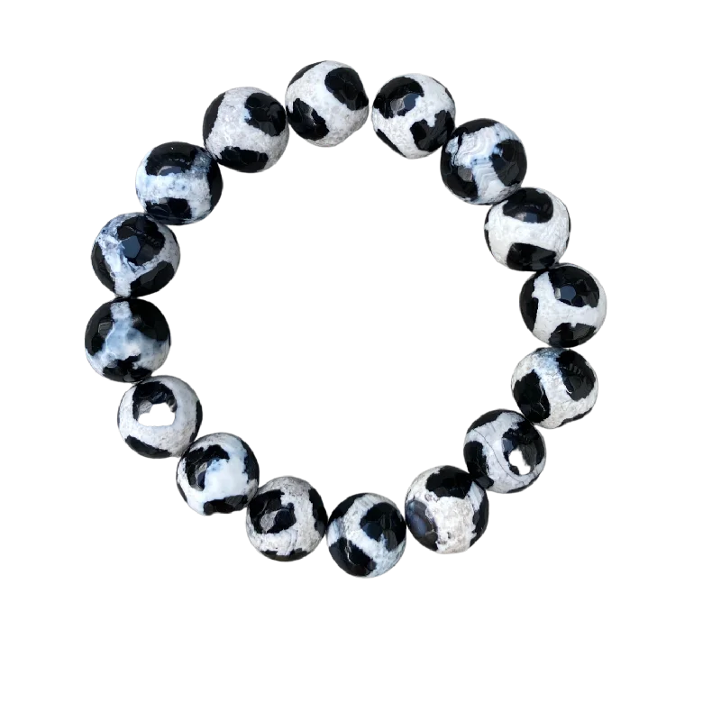 Limited-Time Offer On Premium Jewelry Collections Giraffe Black and White Faceted Agate 12mm Bracelet Limited-Time Offer On Premium Jewelry Collections Giraffe Black and White Faceted Agate 12mm Bracelet