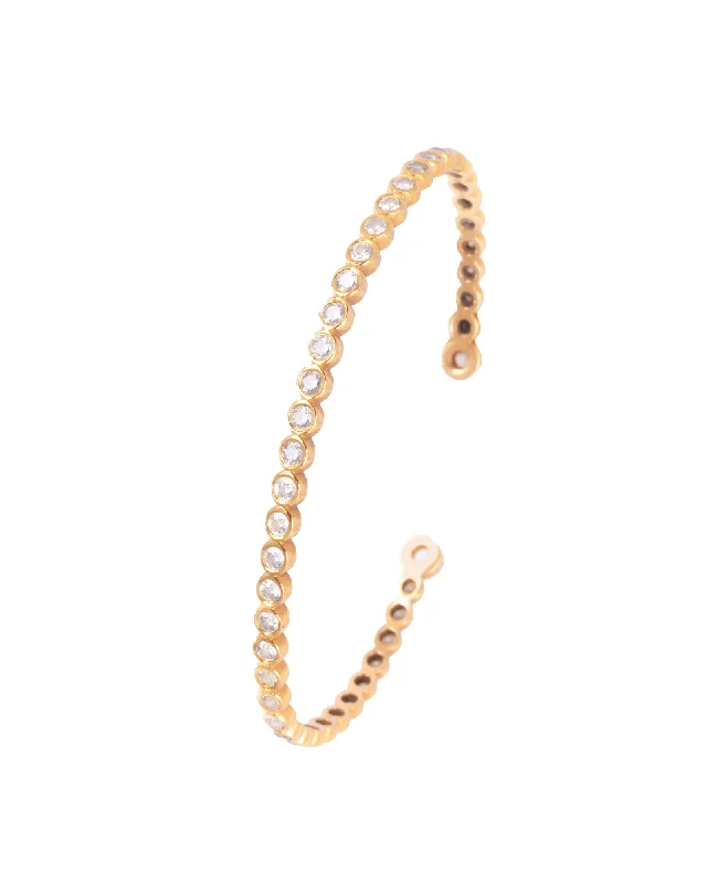 Jewelry Sale Bonanza – Grab Your Sparkle Now Rigid 18K Gold, Whitegold or Rosegold Bracelet w. Diamonds