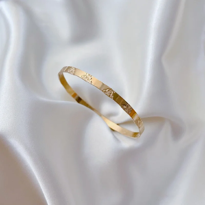 Exclusive Jewelry Discounts – Shop Now For Savings Hibiscus Stamped Bangle