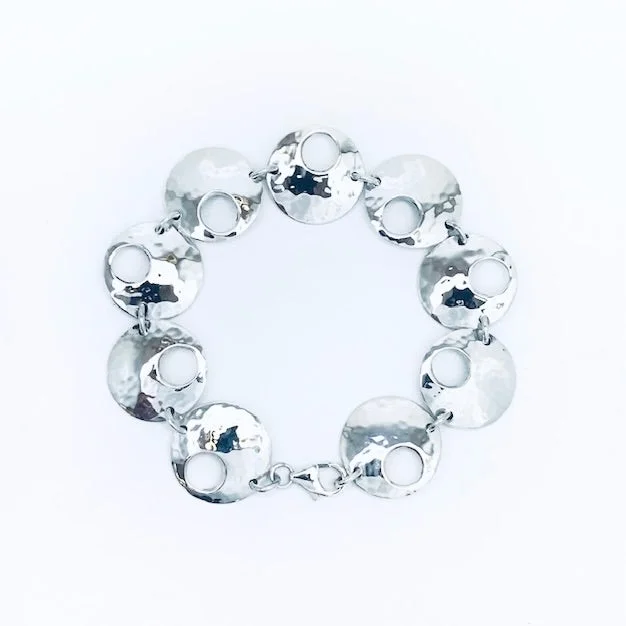 Get The Best Deals On Timeless Jewelry Pieces Mid Mod Hammered Circle Bracelet