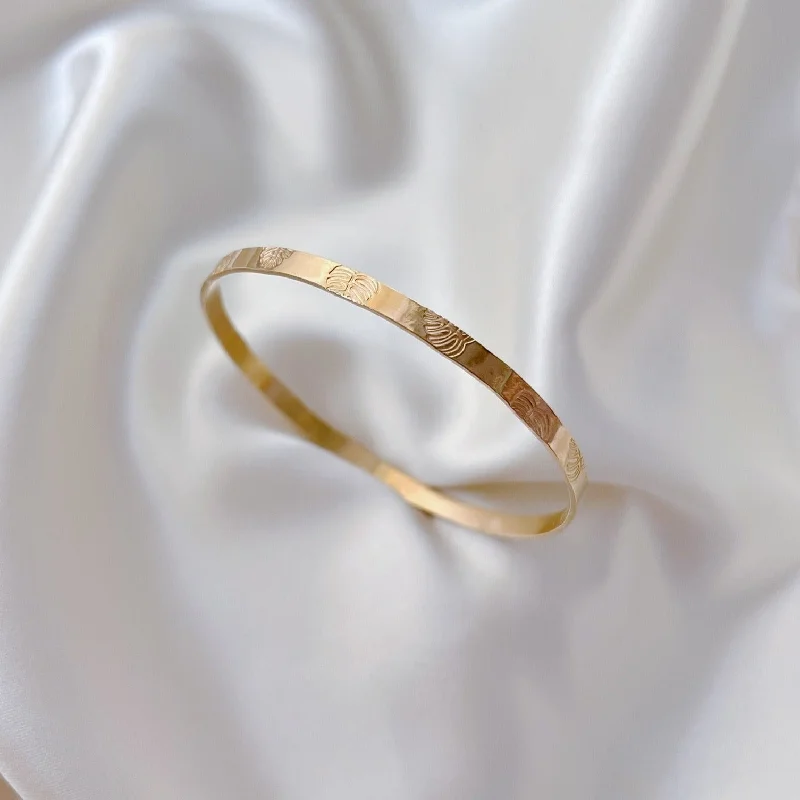 Limited-Time Jewelry Sale – Elegant Styles At Less Monstera Stamped Bangle