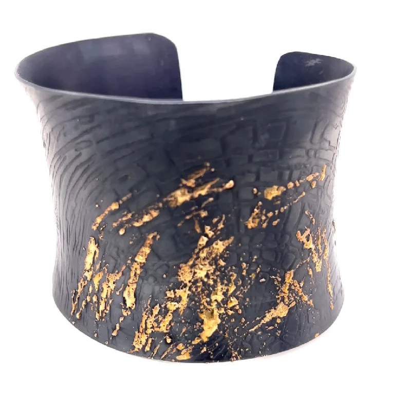 Elegant Necklaces And Bracelets At Limited-Time Offers Roccia Lunare Cuff