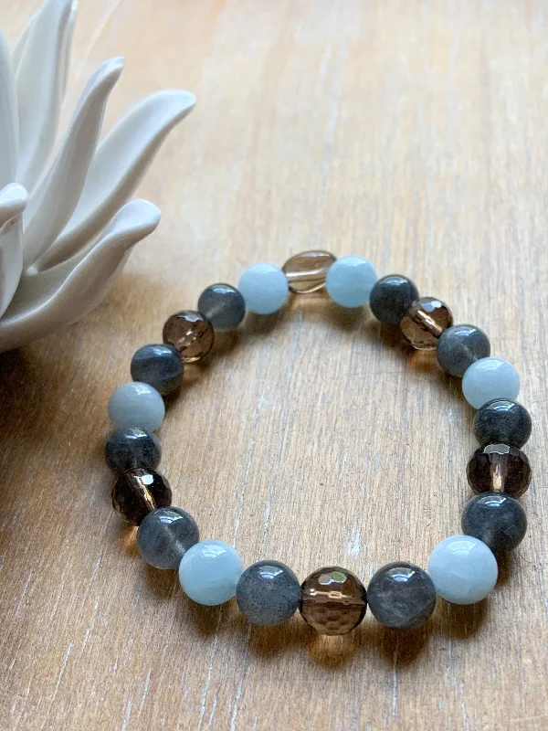 Grab Your Favorite Jewelry At The Lowest Prices Smoky Quartz, Aquamarine and Labradorite Crystal Boho Bracelet