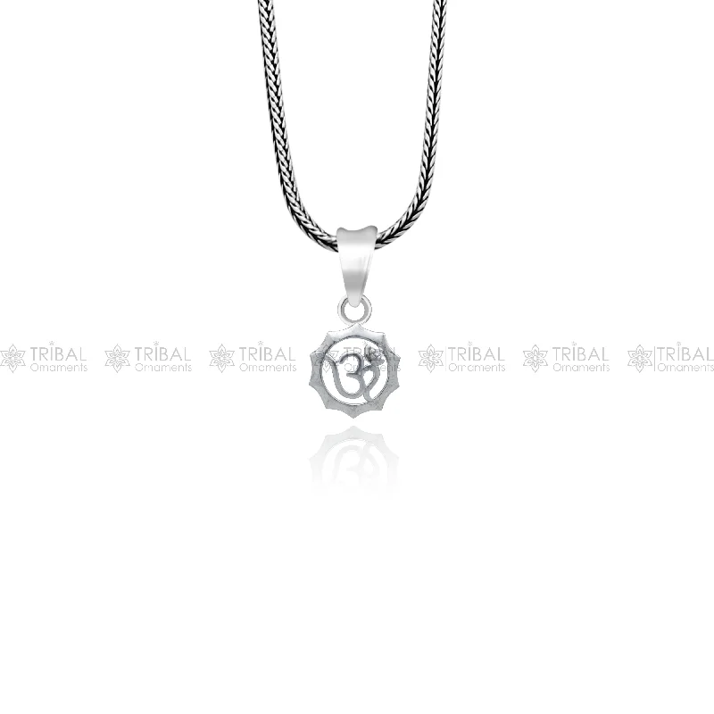 The Perfect Accessory For Less – Jewelry Sale Live 925 Sterling silver Om mantra pendant nsp931 The Perfect Accessory For Less – Jewelry Sale Live 925 Sterling silver Om mantra pendant nsp931