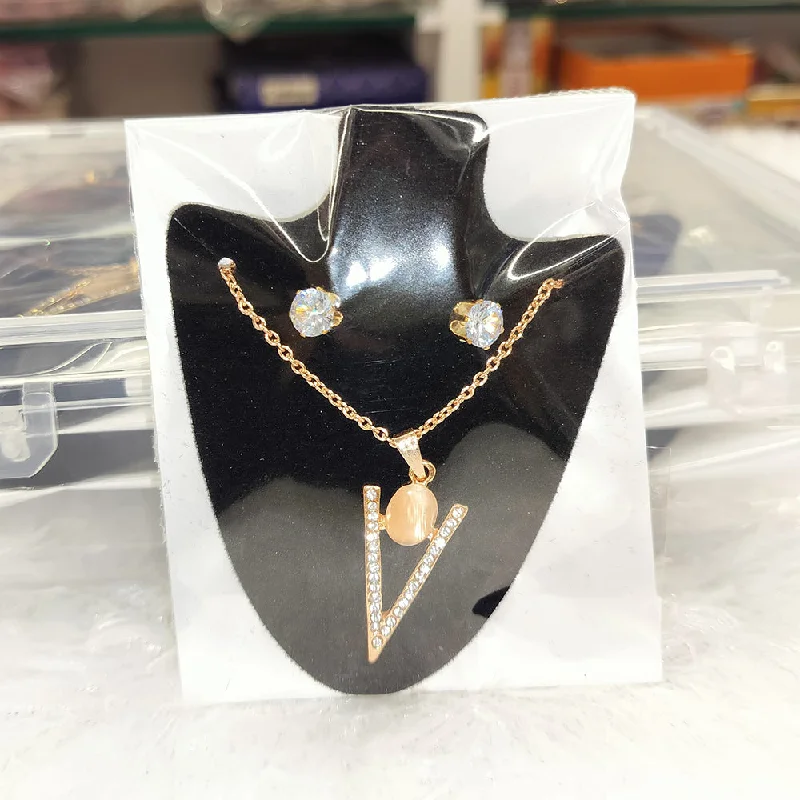 Premium Jewelry, Premium Discounts – Act Fast Abhinandan Gold Plated Chain Pendant Set Premium Jewelry, Premium Discounts – Act Fast Abhinandan Gold Plated Chain Pendant Set