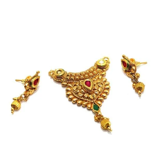 Flash Sale On Stunning Jewelry – Don't Miss Out Beaded Kundan mangalsutra Set