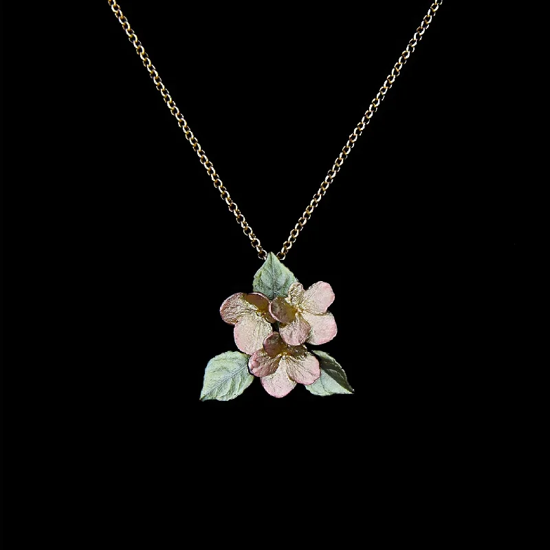 Trending Jewelry Styles Now At Limited-Time Discounts Hydrangea Pendant - Leaves