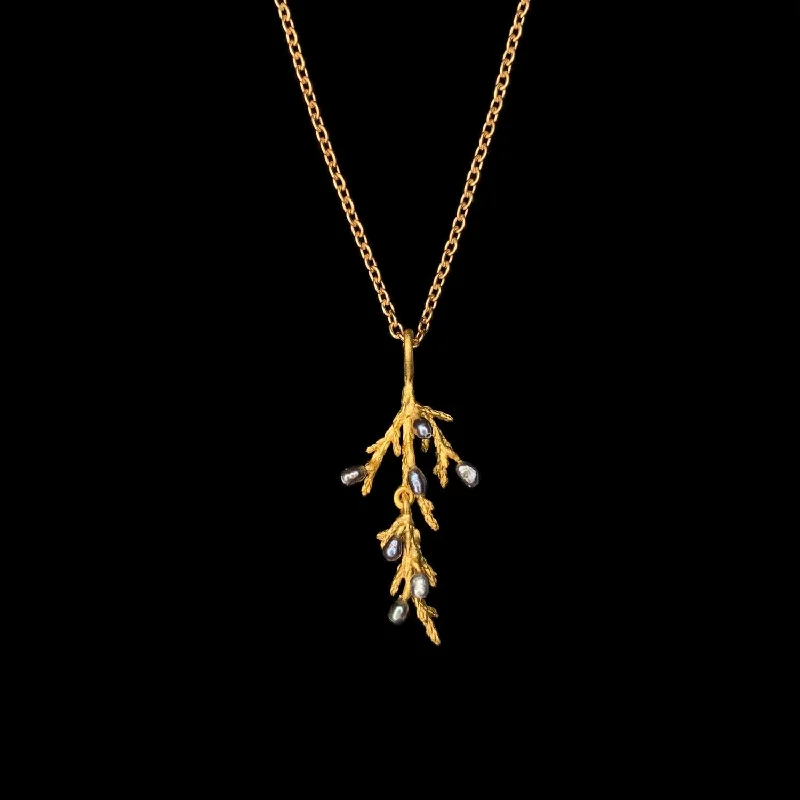 Don't Miss Out On Jaw-Dropping Jewelry Discounts Juniper Pendant - Dainty