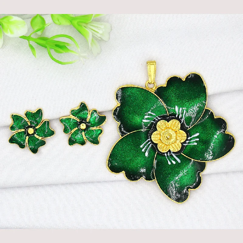 Bold And Beautiful Jewelry Now At Irresistible Prices Mahavir Gold Plated Meenakari Pendant Set Bold And Beautiful Jewelry Now At Irresistible Prices Mahavir Gold Plated Meenakari Pendant Set