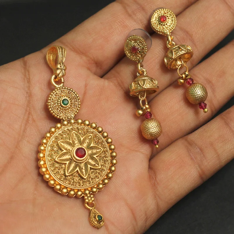 Handcrafted Jewelry Sale – Unique Designs At Low Prices Matte Finish Kundan Pendant With Earring Set Handcrafted Jewelry Sale – Unique Designs At Low Prices Matte Finish Kundan Pendant With Earring Set