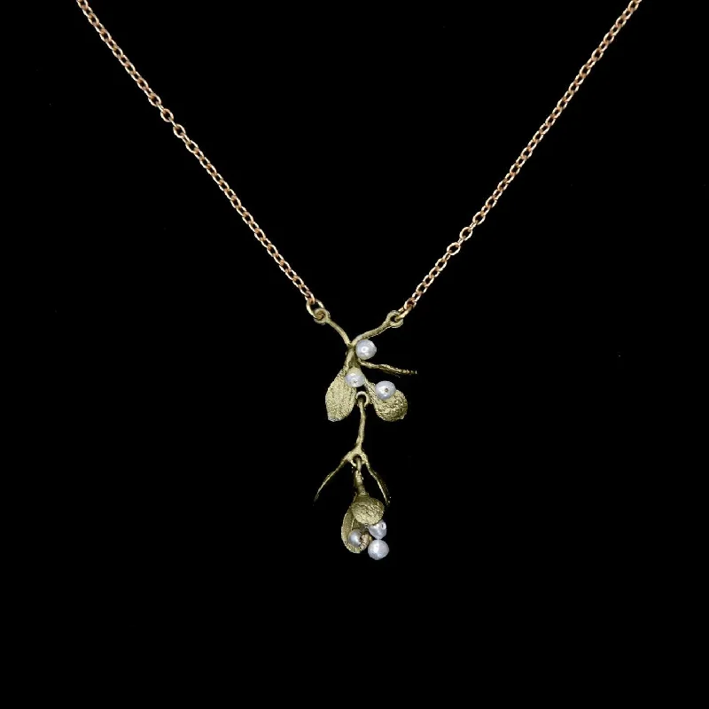 Flash Deals On Fine Jewelry – Shop Before It's Gone Mistletoe Pendant - Drop