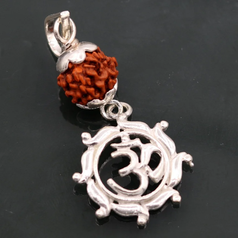 Vintage antique sterling silver handmade fabulous real rudraksha bead with 'aum' pendant unisex jewelry nsp96