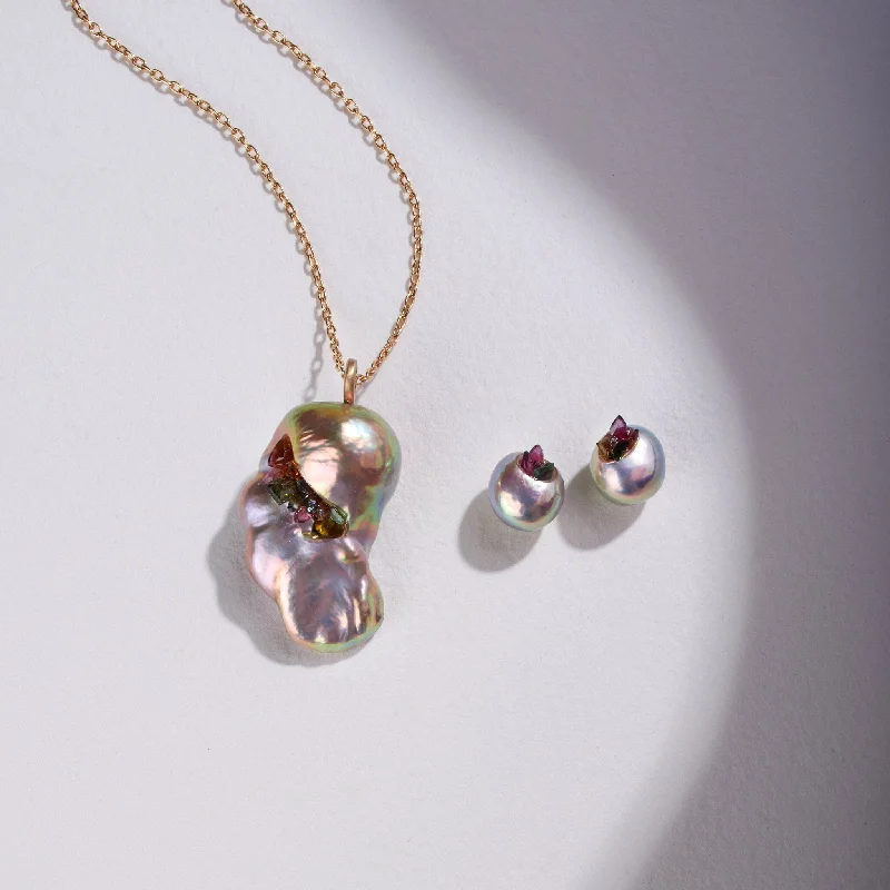 Celebrate With Sparkle – Jewelry Sale Now Live Freshwater Metallic Souffle and Drop Pearl Spiral Pendant and Point Stud Earring Set with Tourmaline Celebrate With Sparkle – Jewelry Sale Now Live Freshwater Metallic Souffle and Drop Pearl Spiral Pendant and Point Stud Earring Set with Tourmaline